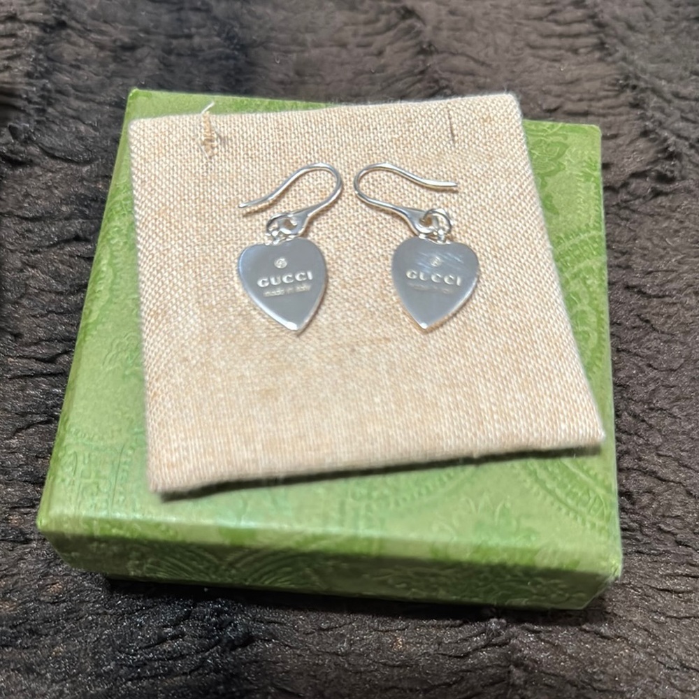 Gucci Silver Heart Drop Earrings - Picture 2 of 4